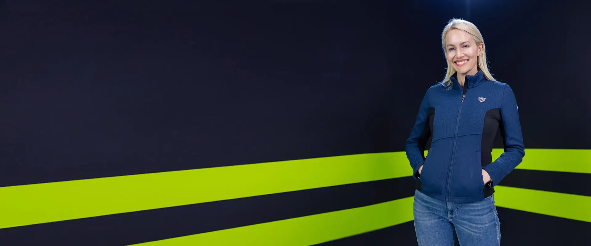 Get custom team apparel, fan gear & accessories, like rain, fleece & windbreaker Spyder jackets.